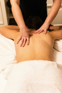 Massage bien-être relaxant sur Gières